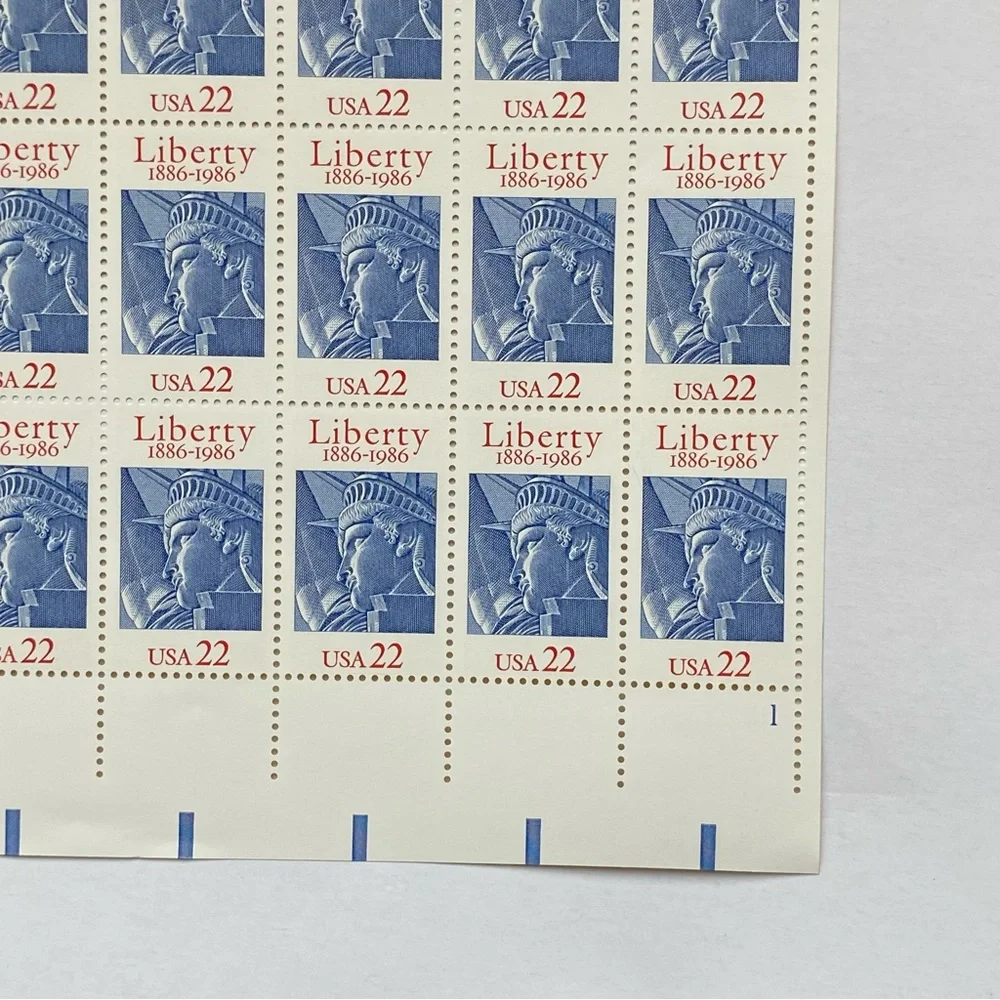 Statue of Liberty 100th Anniversary 22 Cent 1986 Mint sheet 50 MNH Scott #2224